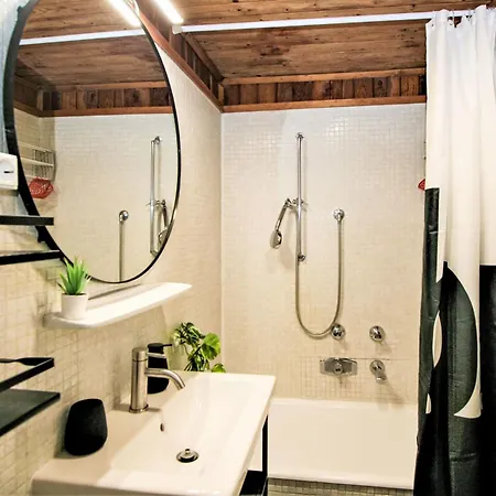 Сasa de vacaciones S'huettl Reloaded By Interhome *